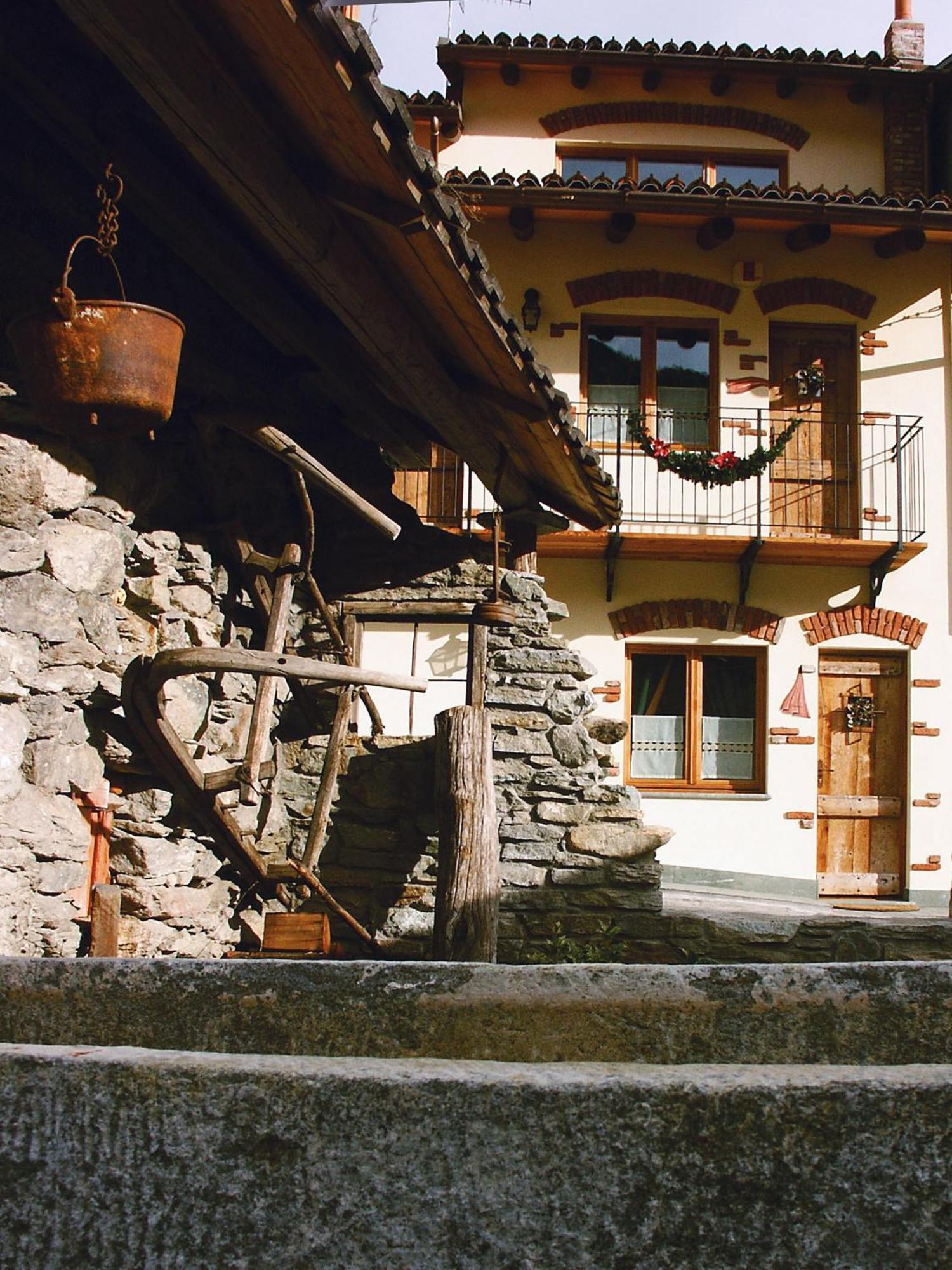 Le Village Montjovet Εξωτερικό φωτογραφία